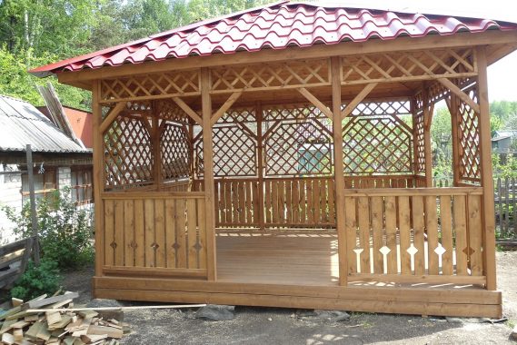 Садовые беседки из дерева