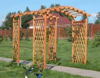 Отделка садовой мебели и беседок