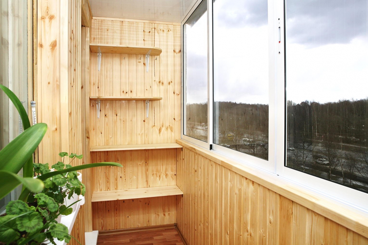 Что используют для внутренней отделки балкона?
