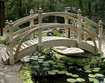 Декоративные садовые мостики