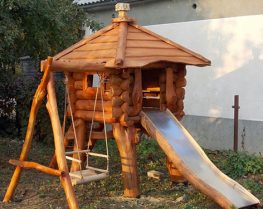 Детский садовый домик