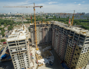 В Москве в январе оформлено более 30 разрешений на строительство различной недвижимости