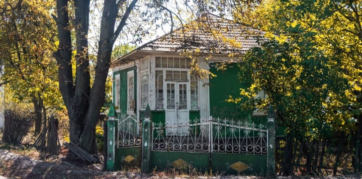 Старый дом до 1950 года