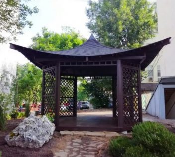 Беседка деревянная в восточном стиле 2621