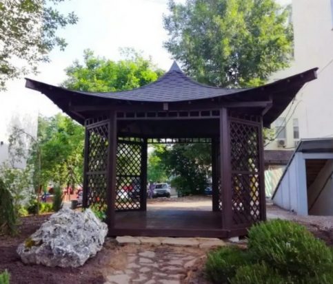Беседка деревянная в восточном стиле 2621 Беседка деревянная в восточном стиле 2621