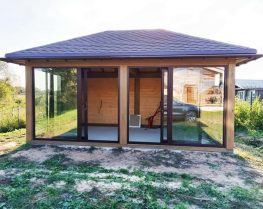 Беседка современная закрытая с остеклением 2615 Беседка современная закрытая с остеклением 2615