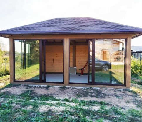 Беседка современная закрытая с остеклением 2615 Беседка современная закрытая с остеклением 2615